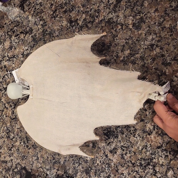 Halloween skeleton as pictured new 16 in skeleton with wings by the Gothuc - Picture 7 of 7